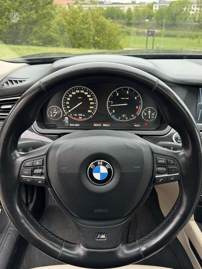 BMW 740, 3.0 l., Седан