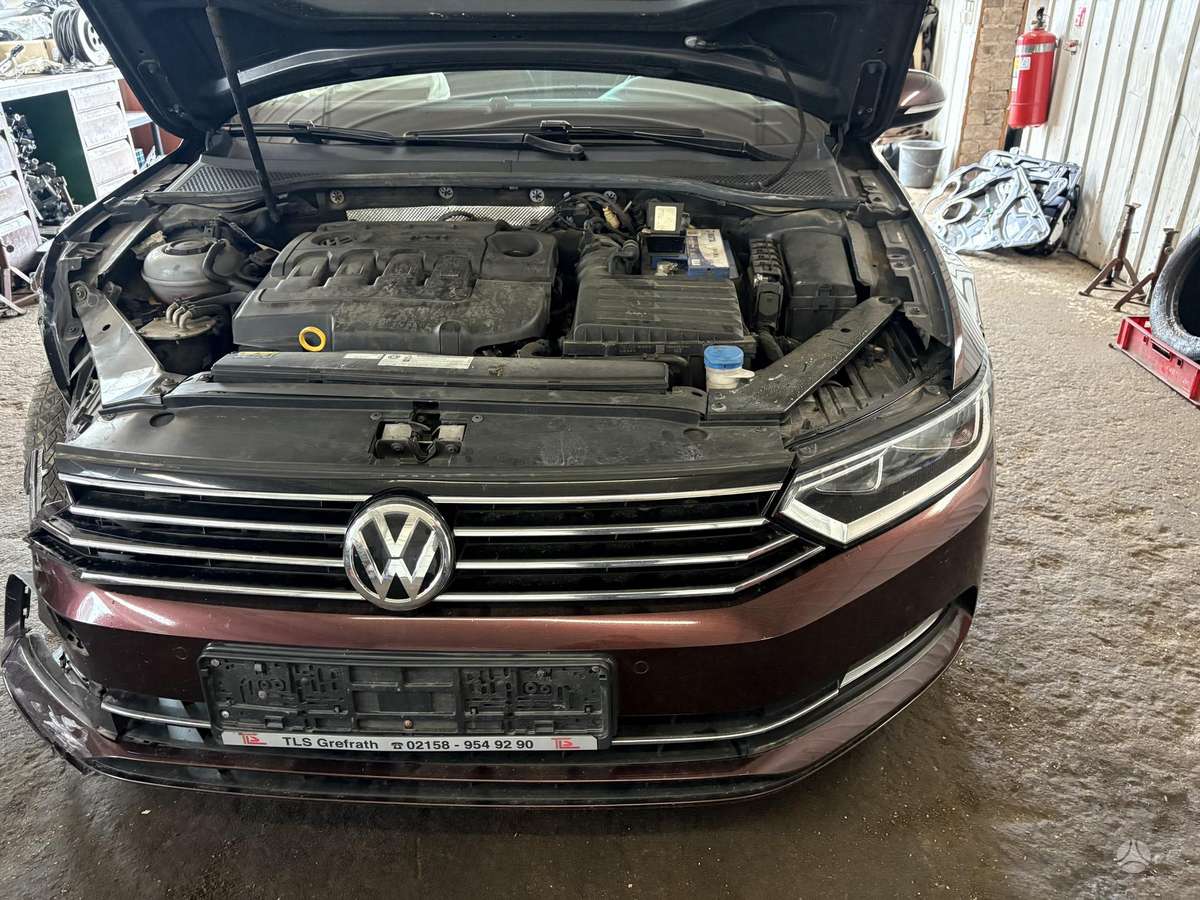 Volkswagen Passat 37068366700