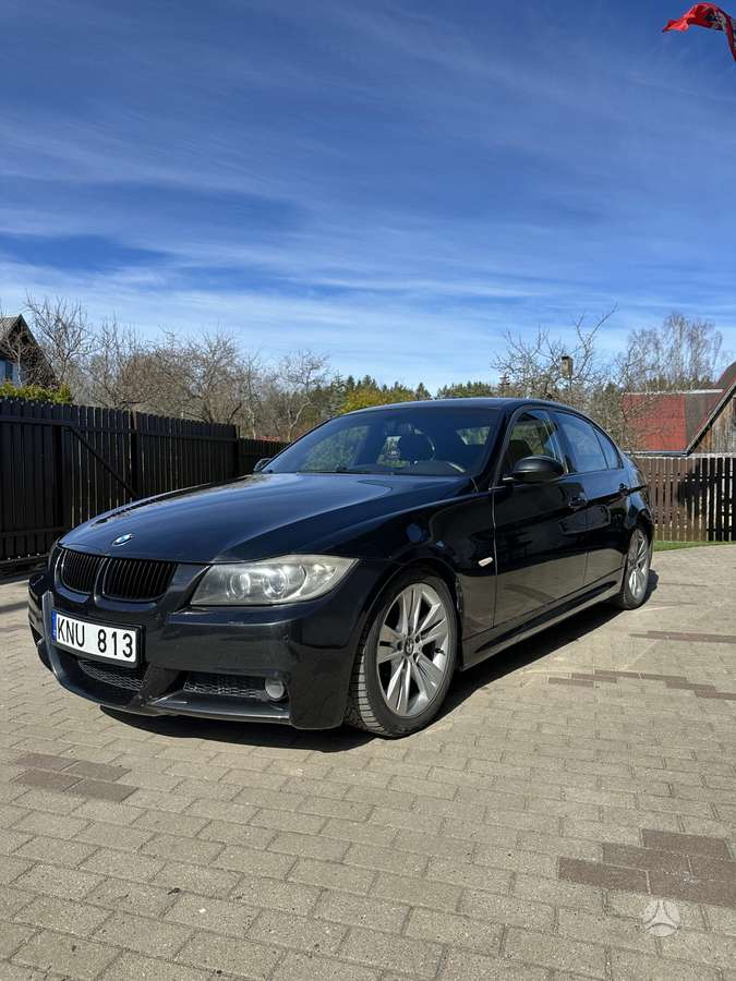 BMW 330, 3.0 l., Седан