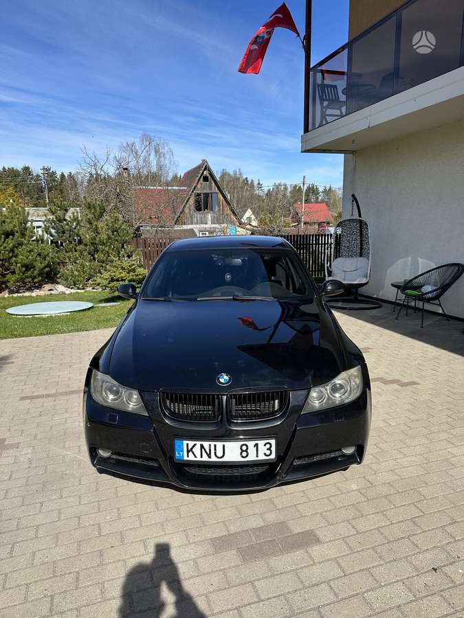 BMW 330, 3.0 l., Седан