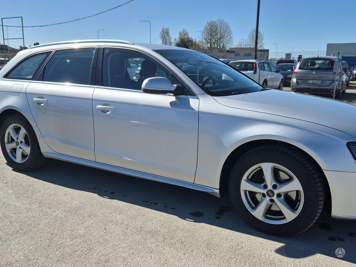 Audi A4, 1.8 l., universalas