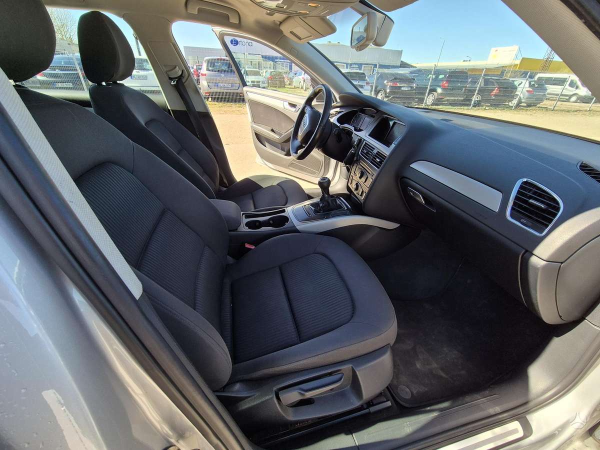 Audi A4, 1.8 l., universalas
