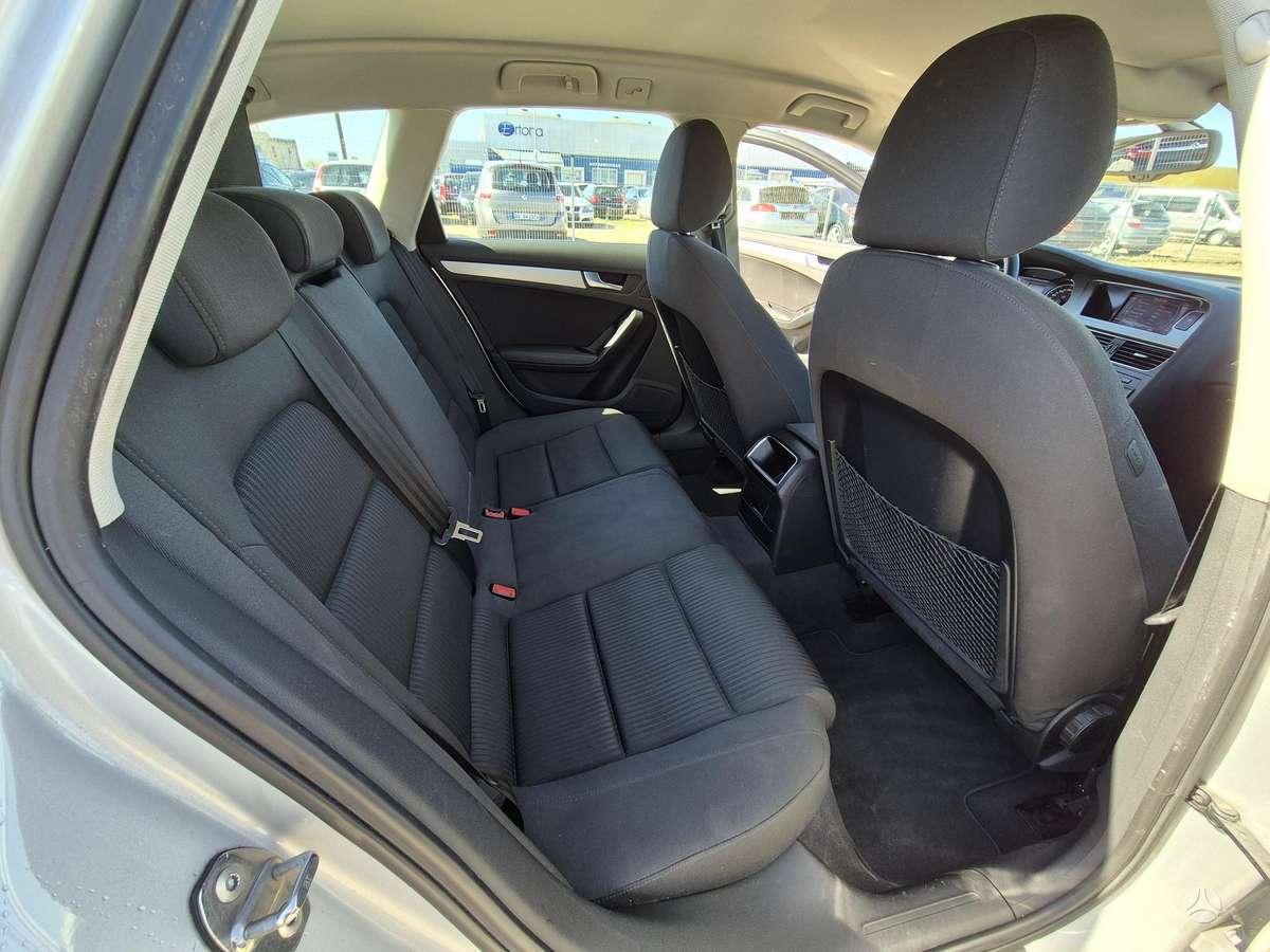 Audi A4, 1.8 l., universalas