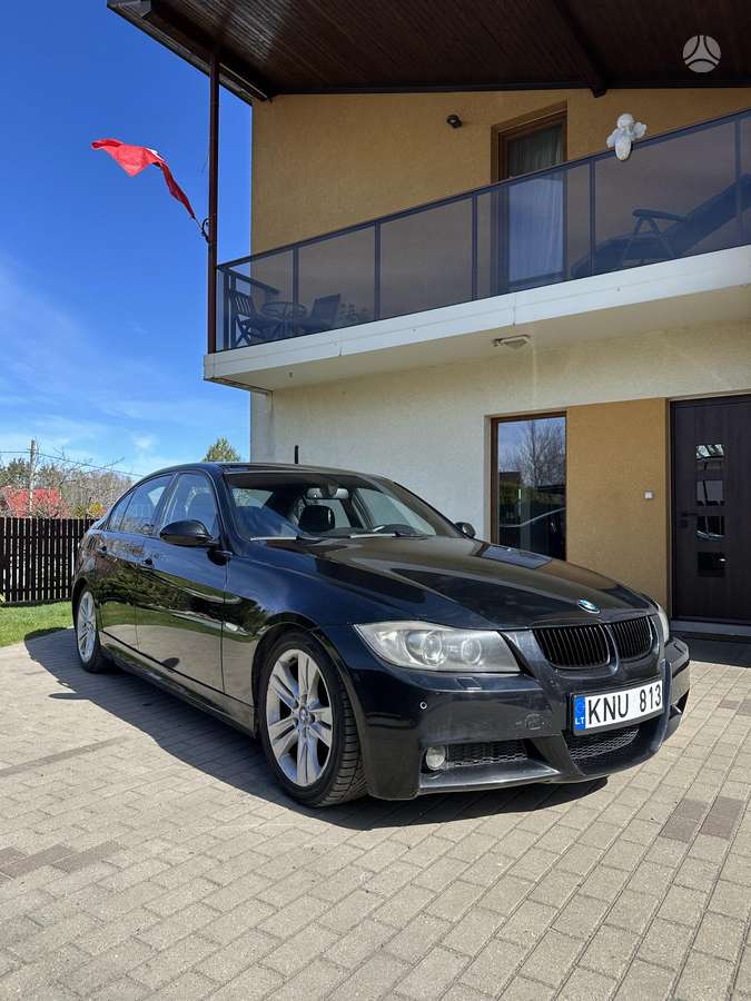 BMW 330, 3.0 l., Седан