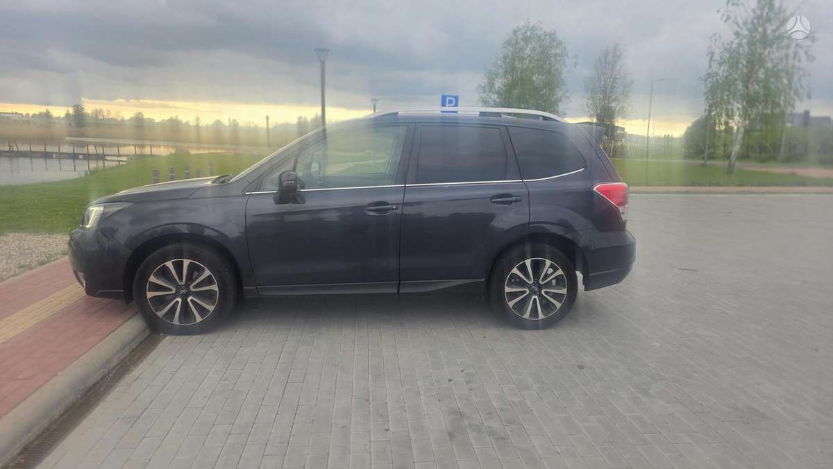 Subaru Forester, 2.0 l., Внедорожник / Кроссовер