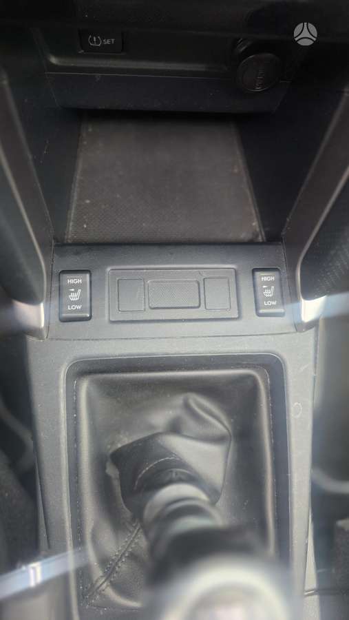 Subaru Forester, 2.0 l., Внедорожник / Кроссовер