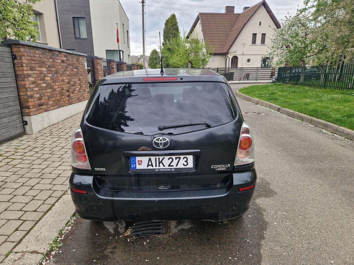 Toyota Corolla Verso, 2.0 l., Минивэн