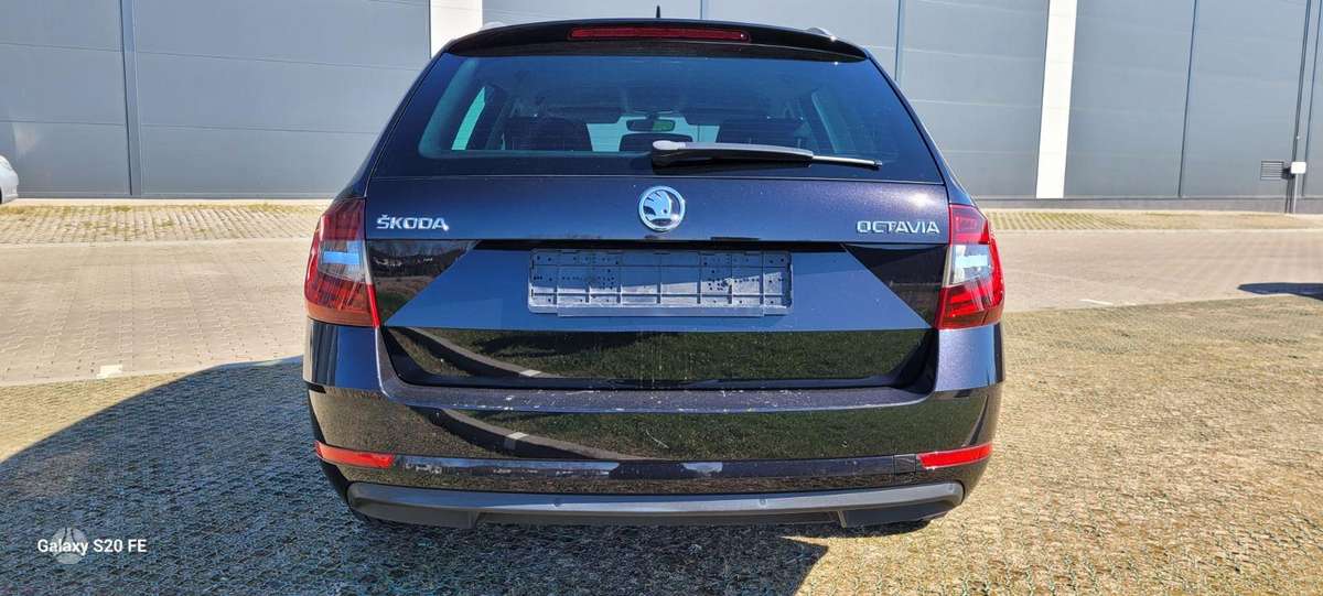 Škoda Octavia - 12