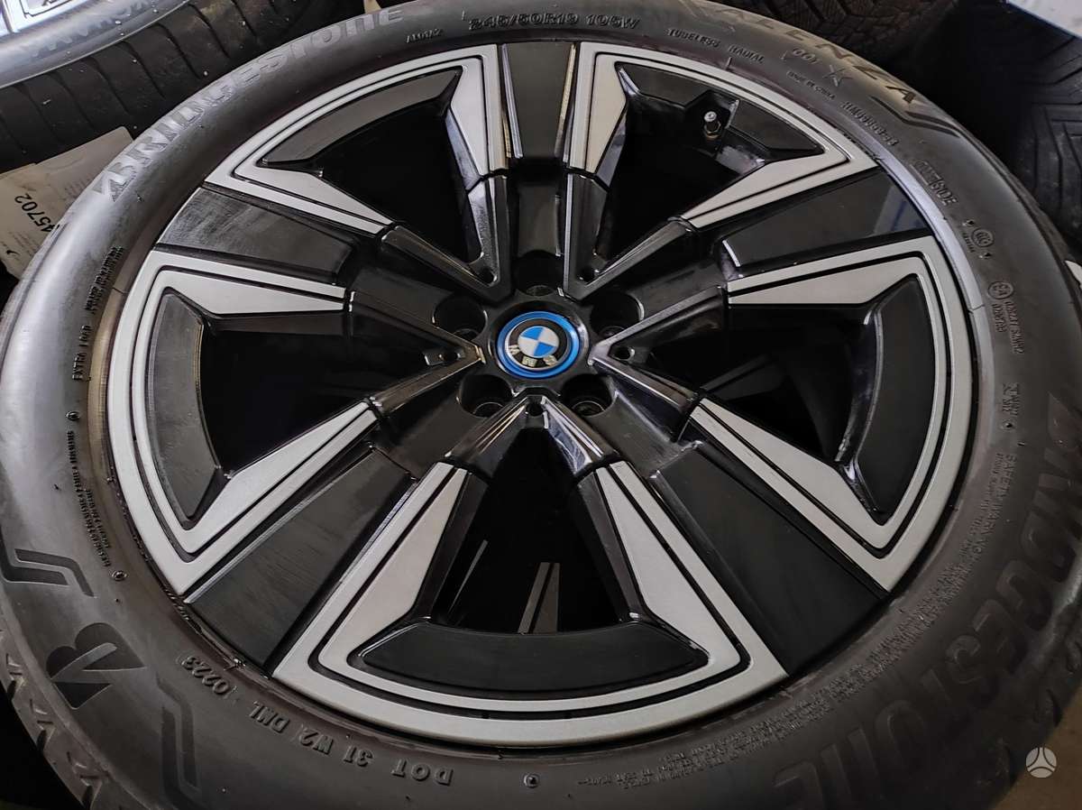 BMW G-klase, lengvojo lydinio, R19