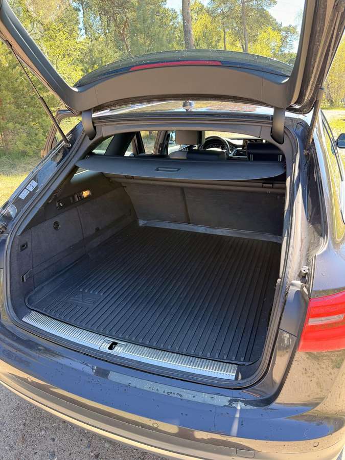 Audi A6 allroad, 3.0 l., Универсал
