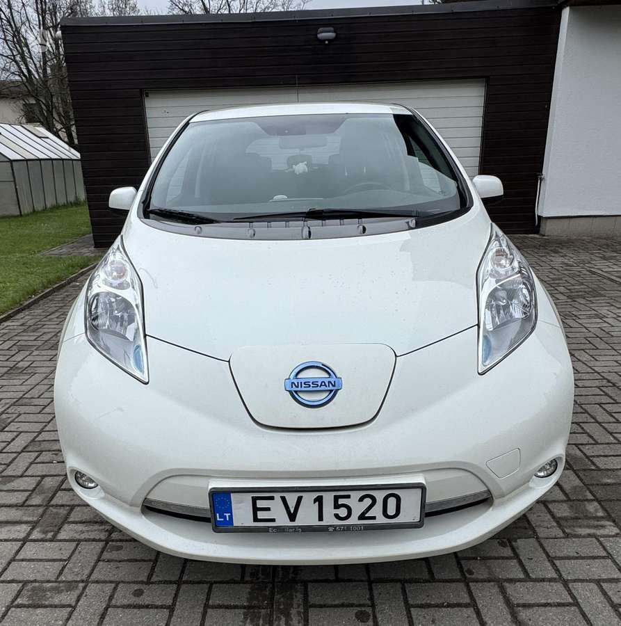 Nissan Leaf, 30 kWh, hečbekas
