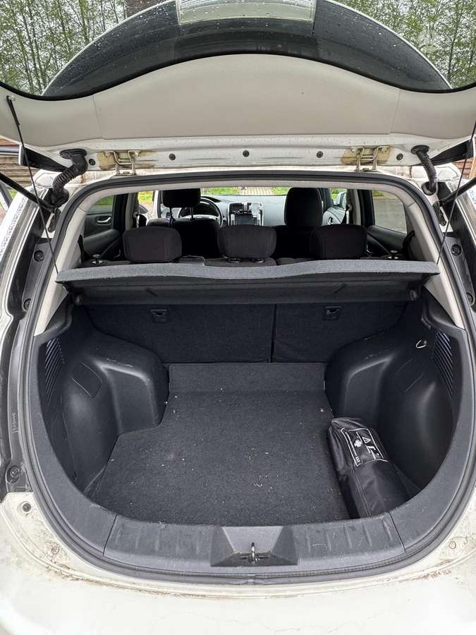 Nissan Leaf, 30 kWh, hečbekas