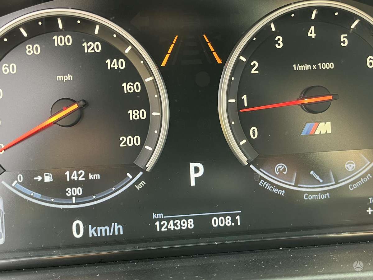 BMW M5, 4.4 l., Седан