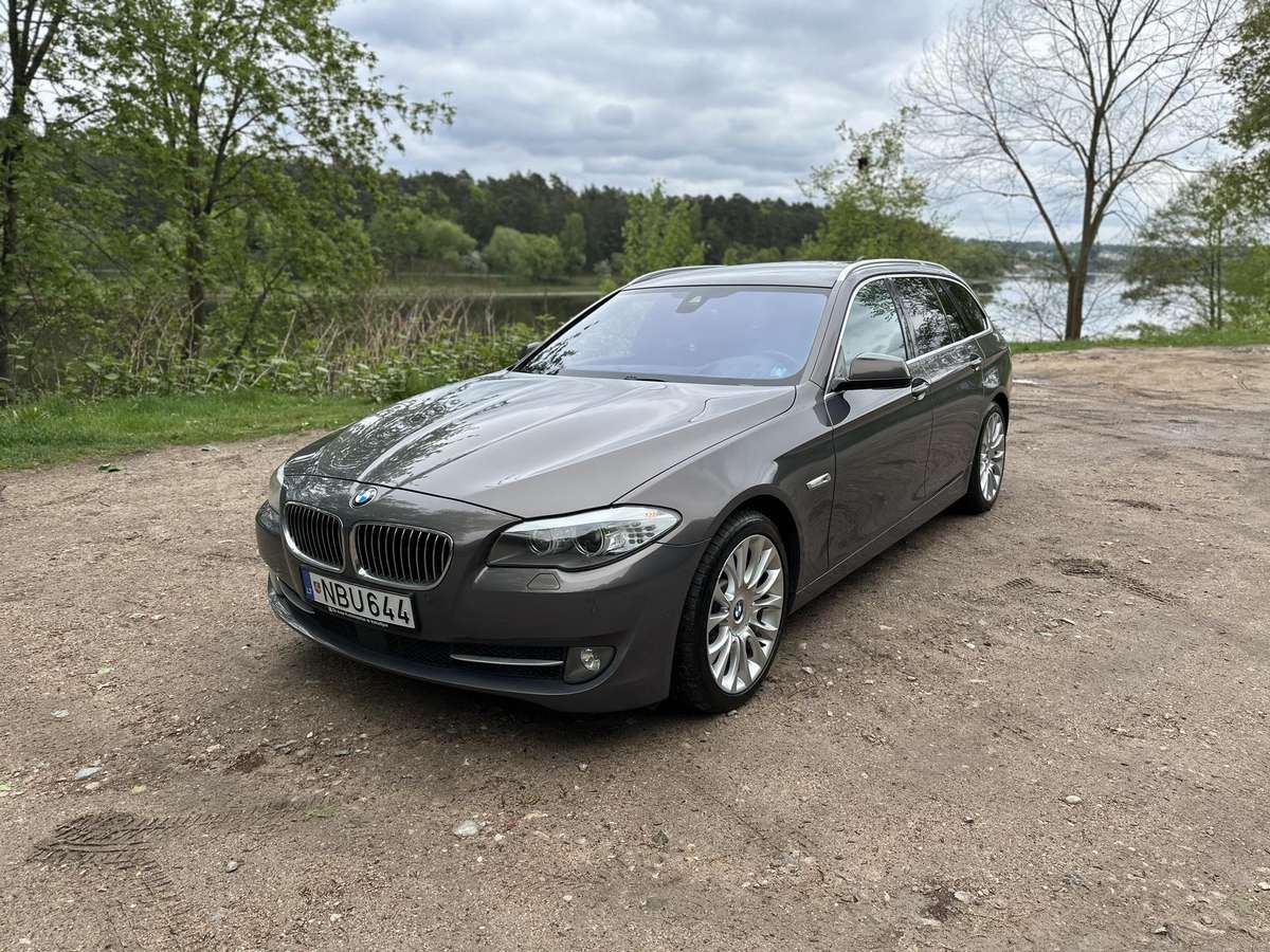 BMW 520, 2.0 l., wagon