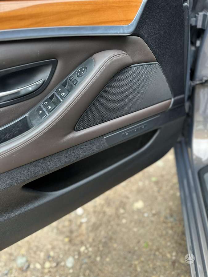 BMW 520, 2.0 l., wagon
