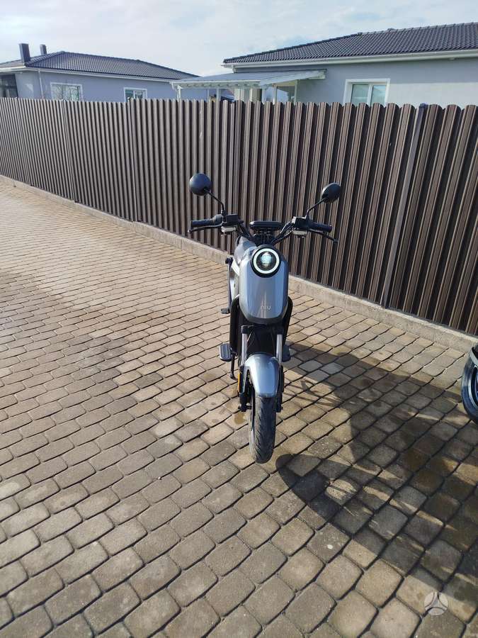 NIU UQi GT, мотороллеры / мопеды