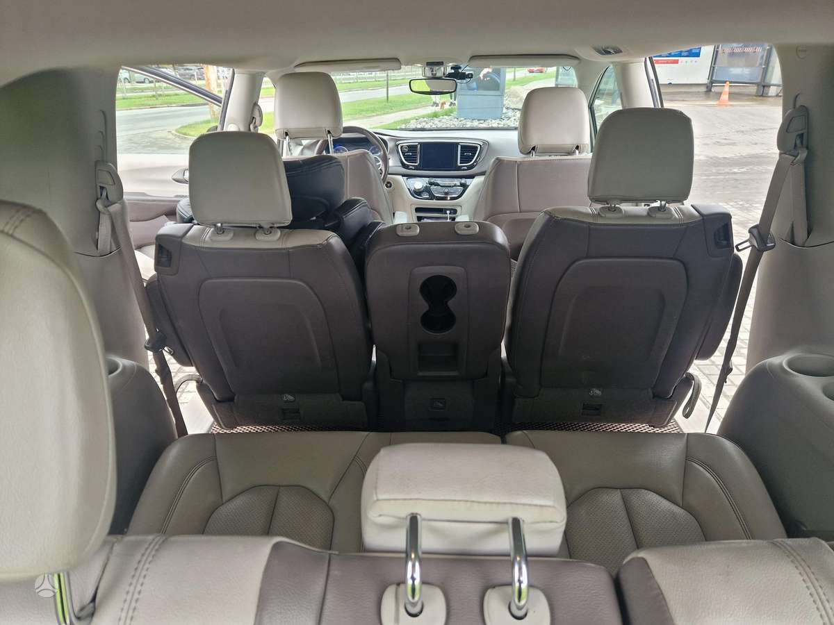 Chrysler Pacifica, 3.6 l., Минивэн