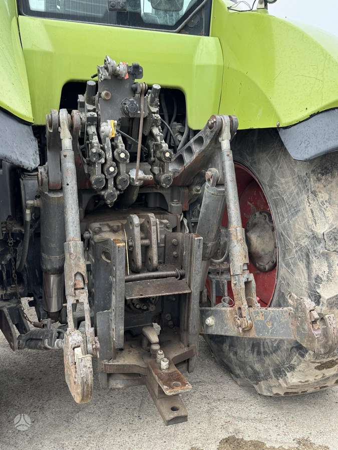 Claas Axion 840, тракторы