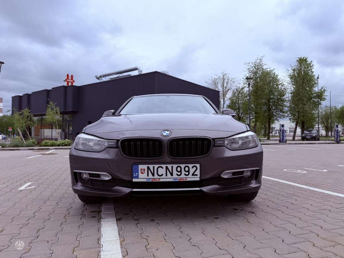 BMW 318, 2.0 l., sedanas