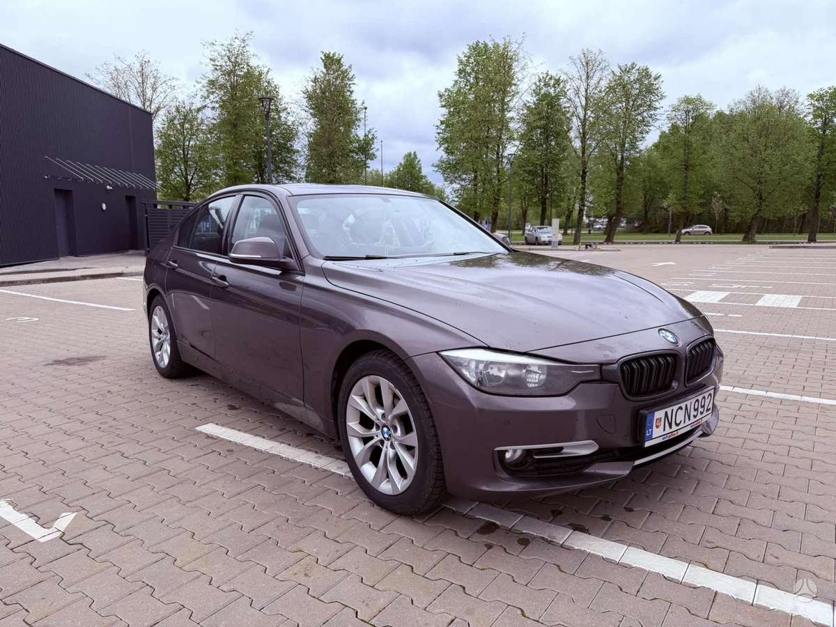BMW 318, 2.0 l., sedanas