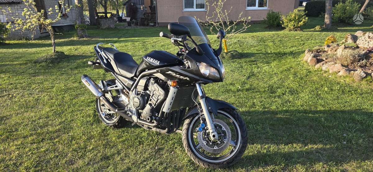 Yamaha FZ-S 1000 1000cc, touring / sport touring / туристические