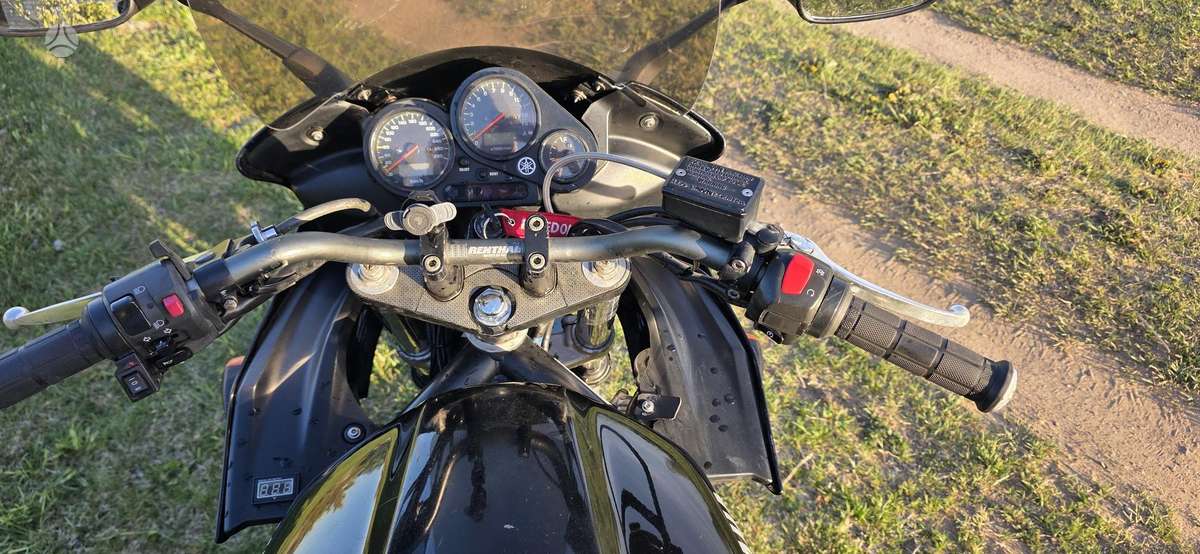 Yamaha FZ-S 1000 1000cc, touring / sport touring / туристические