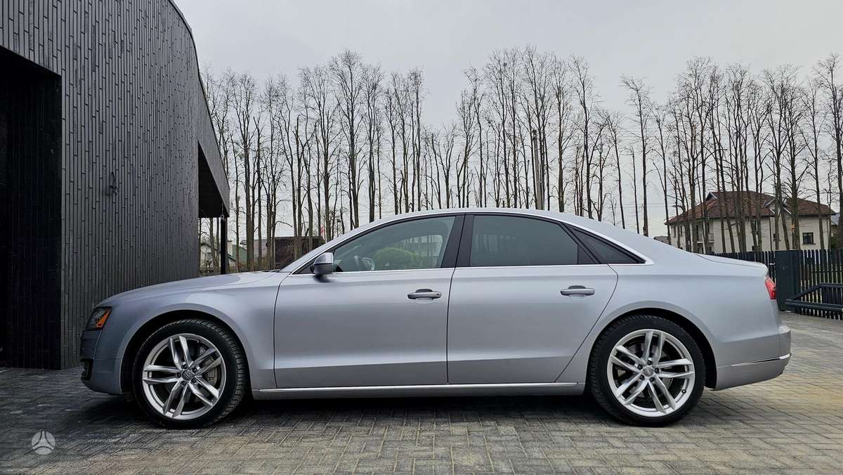 Audi A8, 4.0 l., Седан