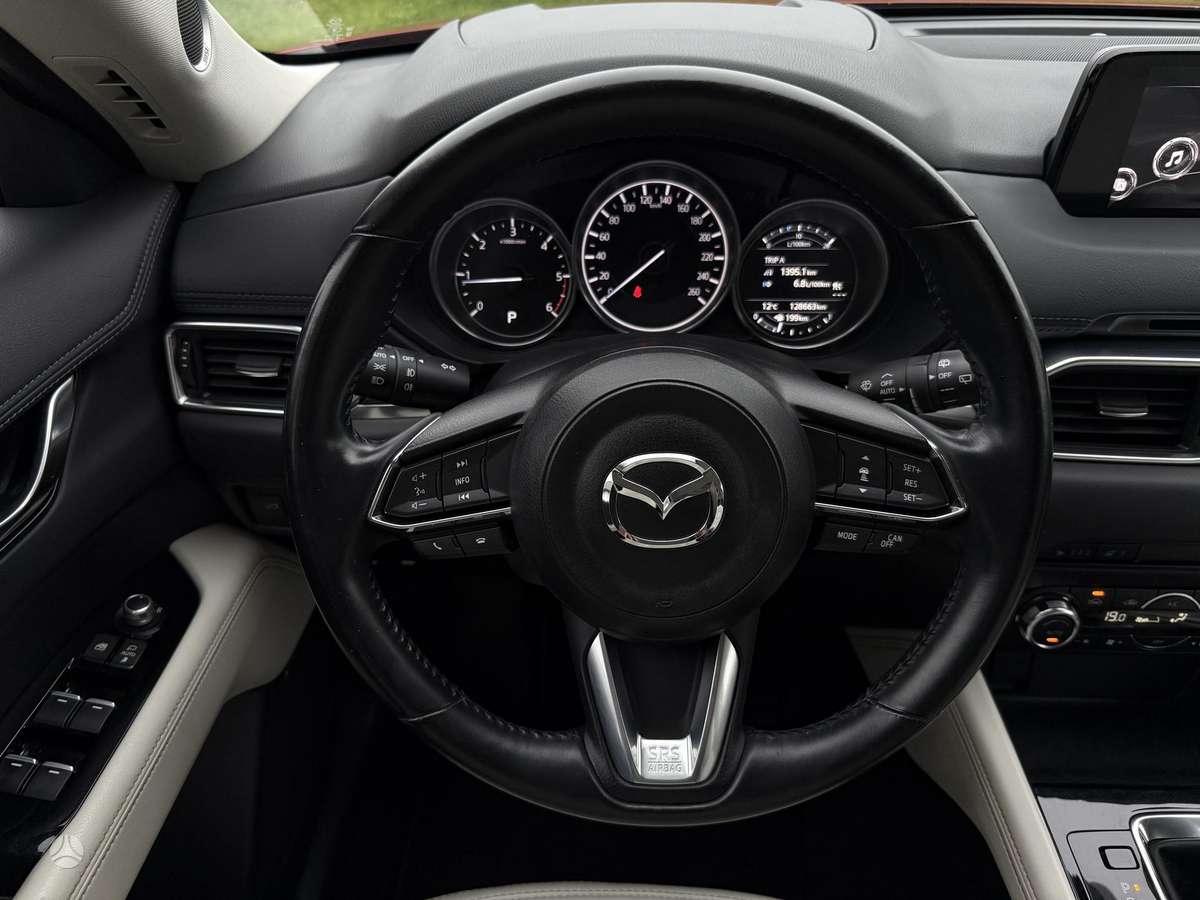 Mazda CX-5, 2.2 l., Внедорожник / Кроссовер