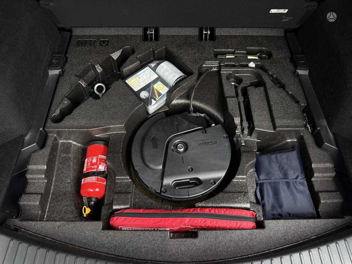 Mazda CX-5, 2.2 l., off-road / crossover