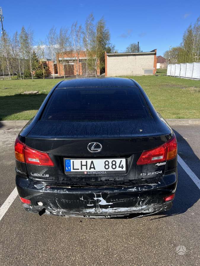 Lexus IS 220, 2.2 l., Седан