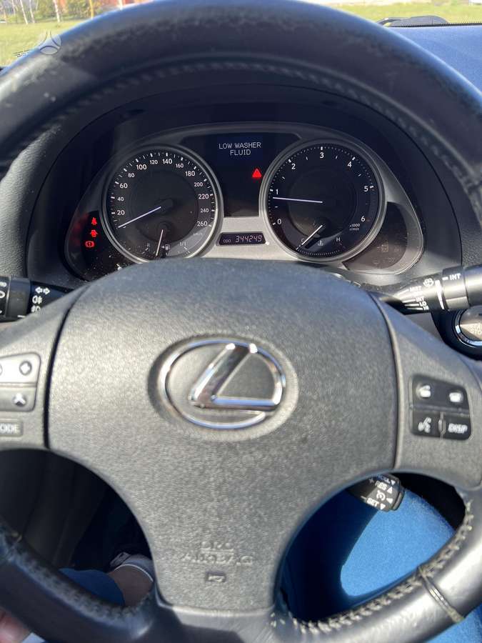 Lexus IS 220, 2.2 l., Седан