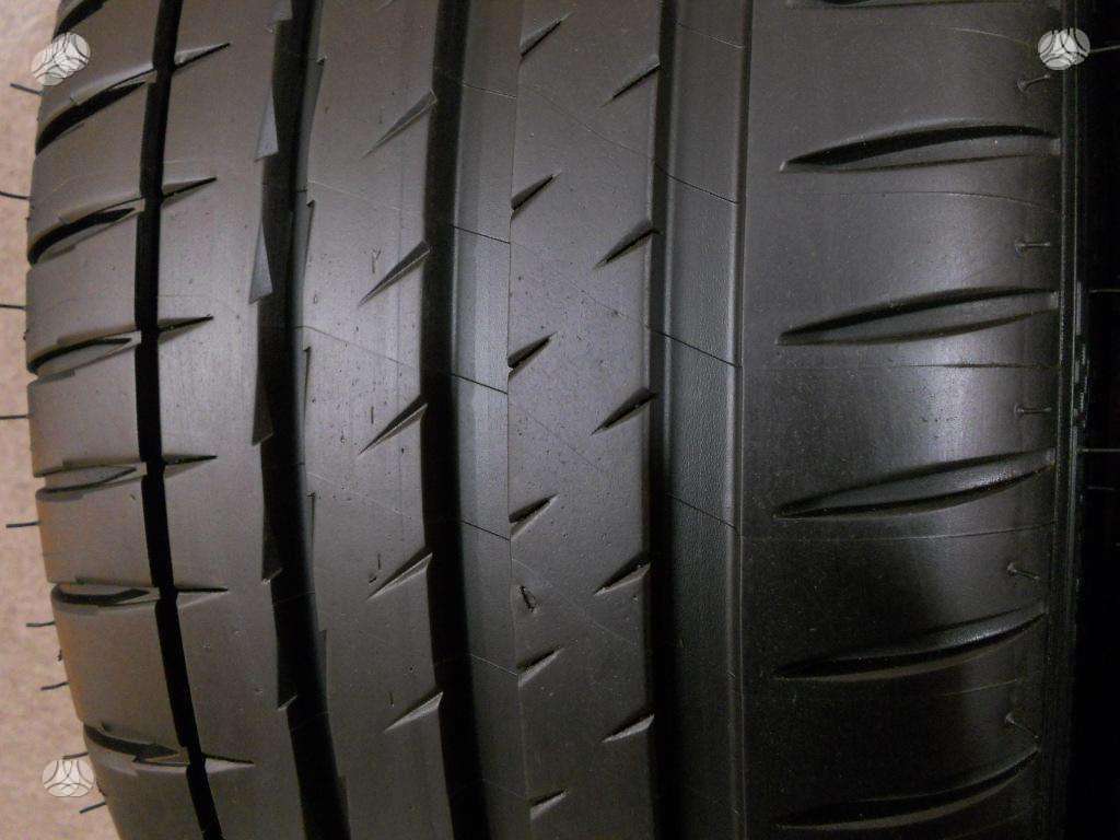Michelin 2024m PS4 EV Silent, summer 255/40 R20