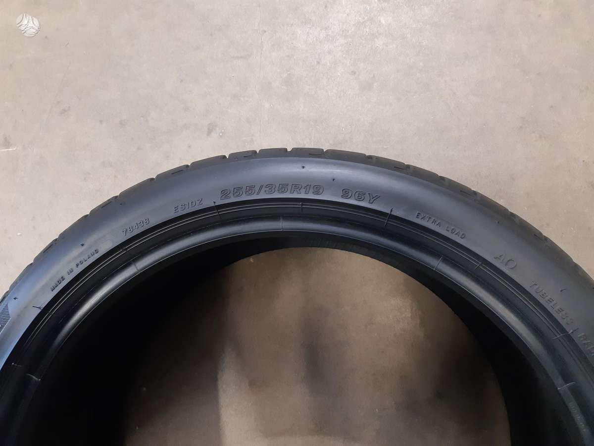 Bridgestone 2025m 225.40 255.35 98%, vasaras 225/40 R19