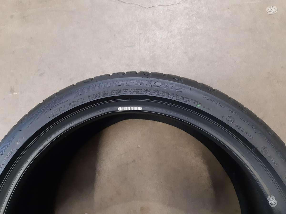 Bridgestone 2025m 225.40 255.35 98%, vasaras 225/40 R19