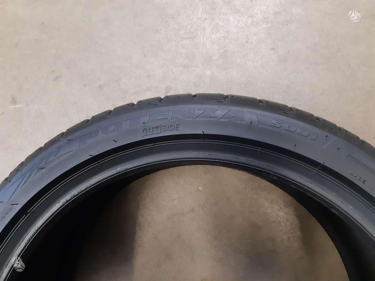 Bridgestone 2025m 225.40 255.35 98%, vasaras 225/40 R19