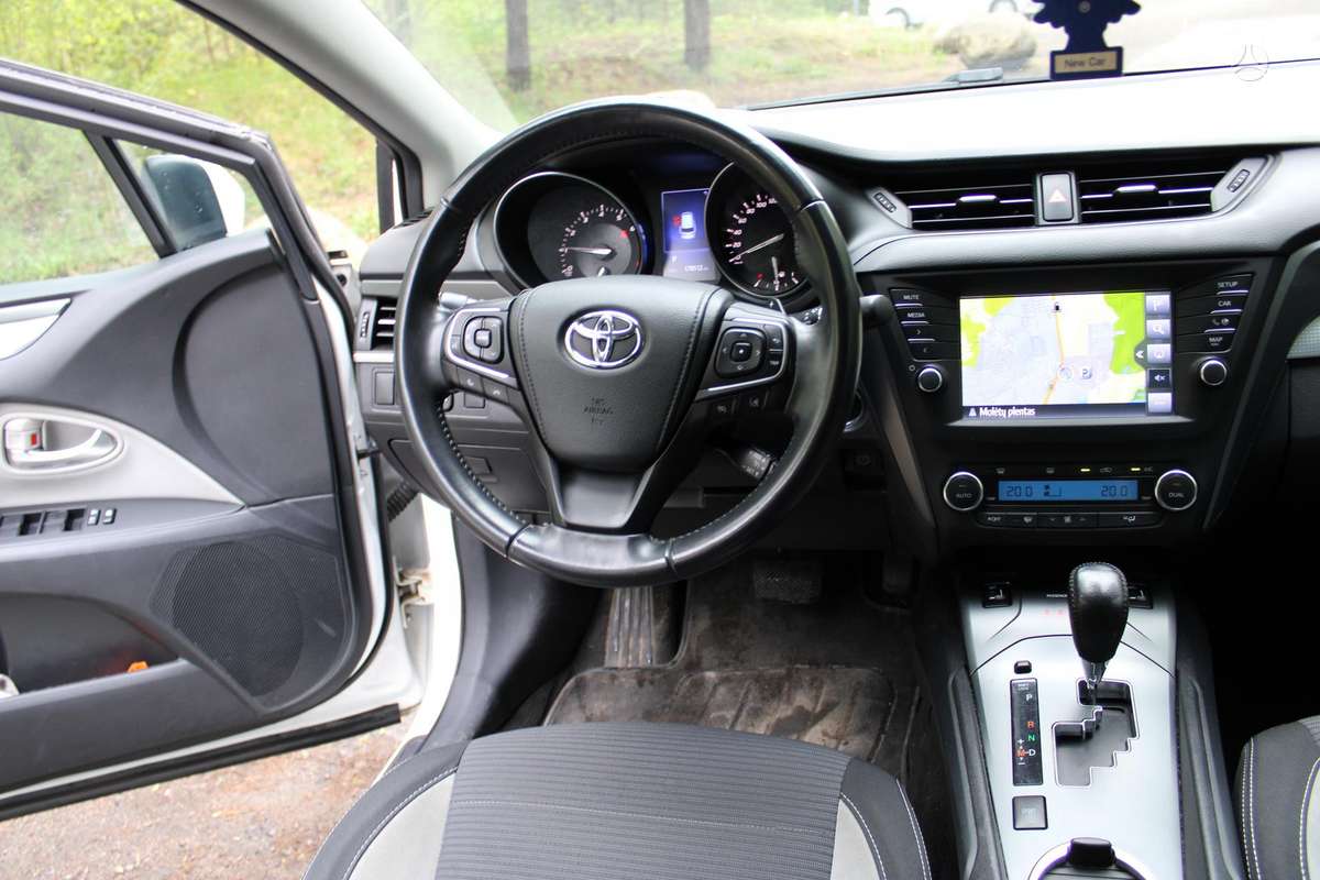 Toyota Avensis, 1.8 l., Универсал