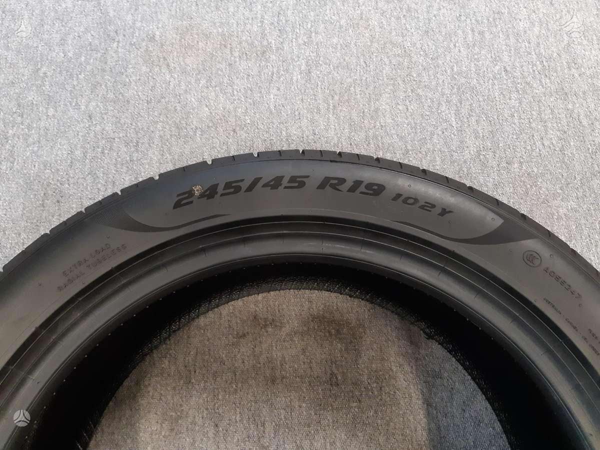 Pirelli 2025m 95% PZero SC, summer 245/45 R19