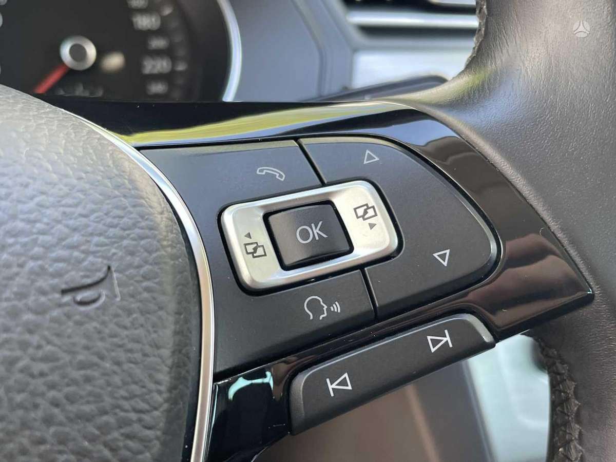 Volkswagen Passat, 1.4 l., sedans