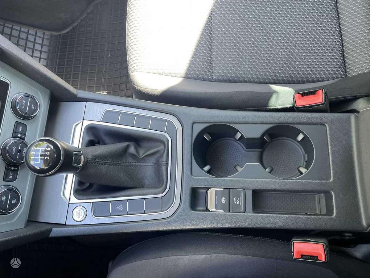 Volkswagen Passat, 1.4 l., sedans