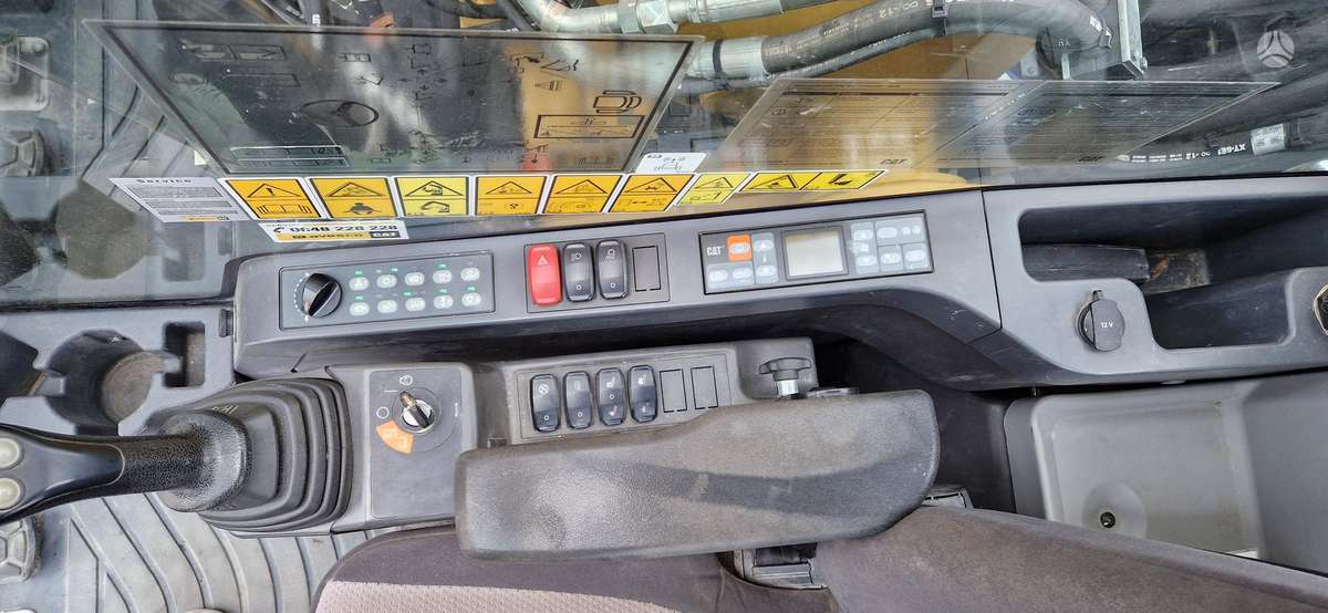 Caterpillar M315F, excavator