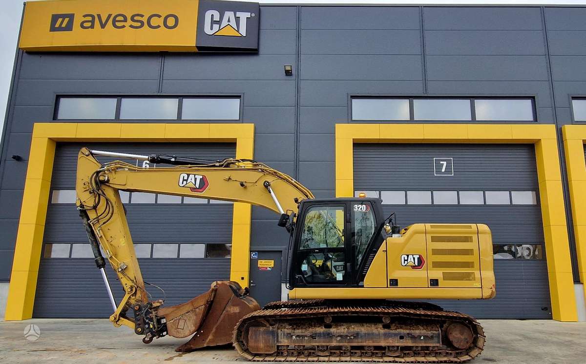 Caterpillar 320, ekskavatoriai