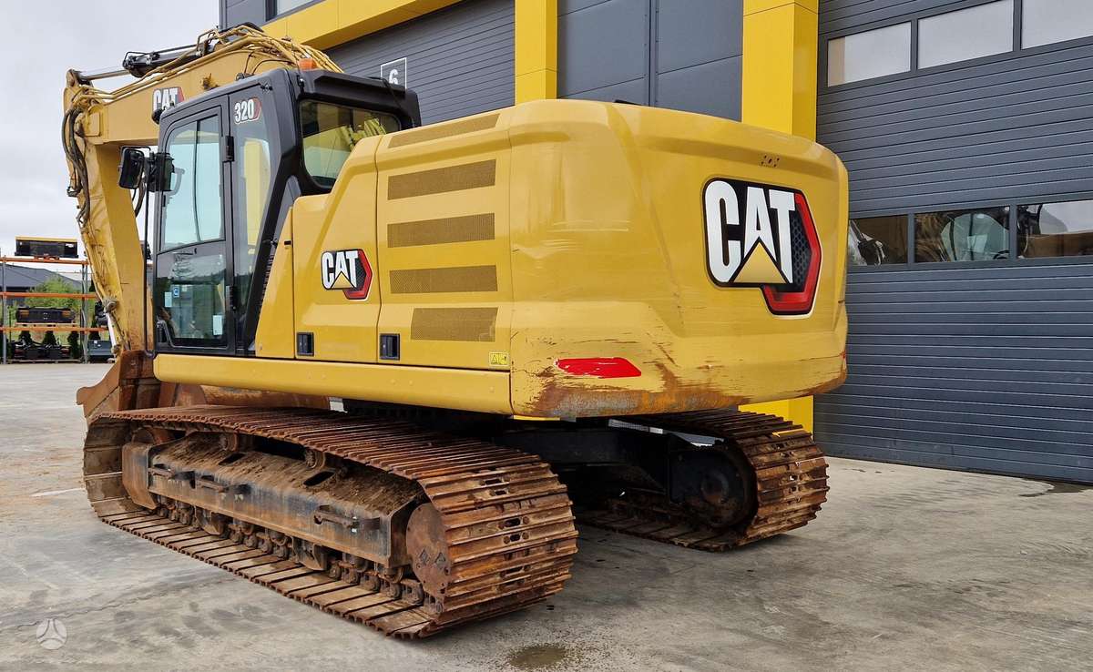 Caterpillar 320, ekskavatoriai