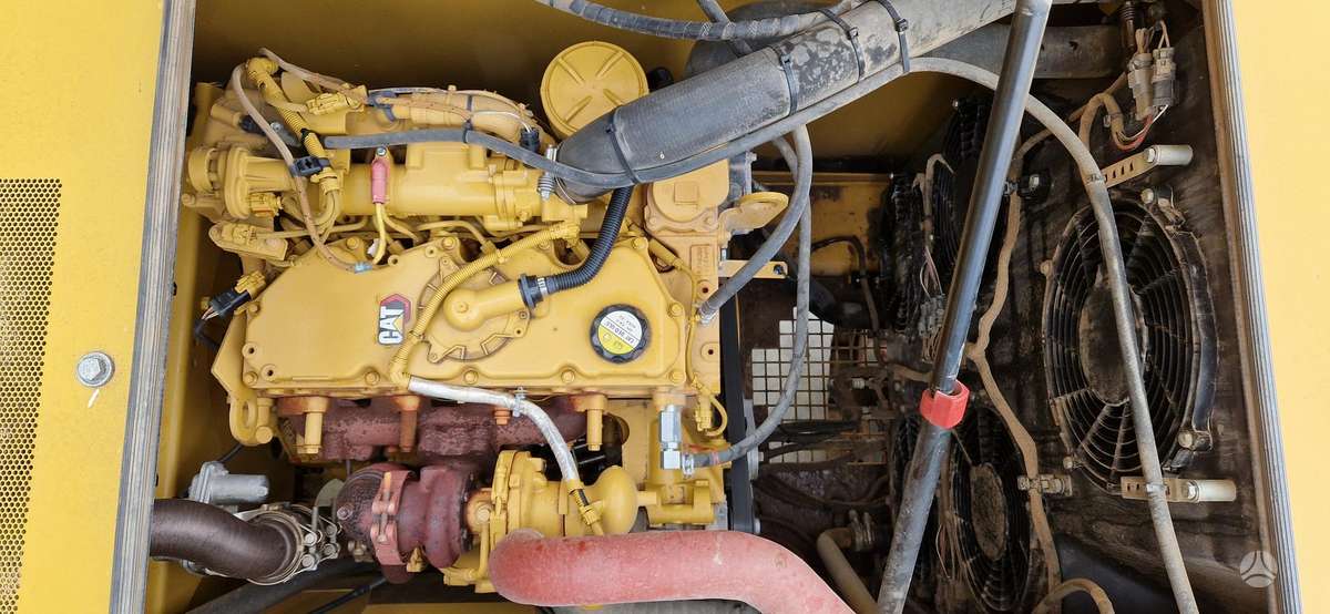 Caterpillar 320, экскаваторы