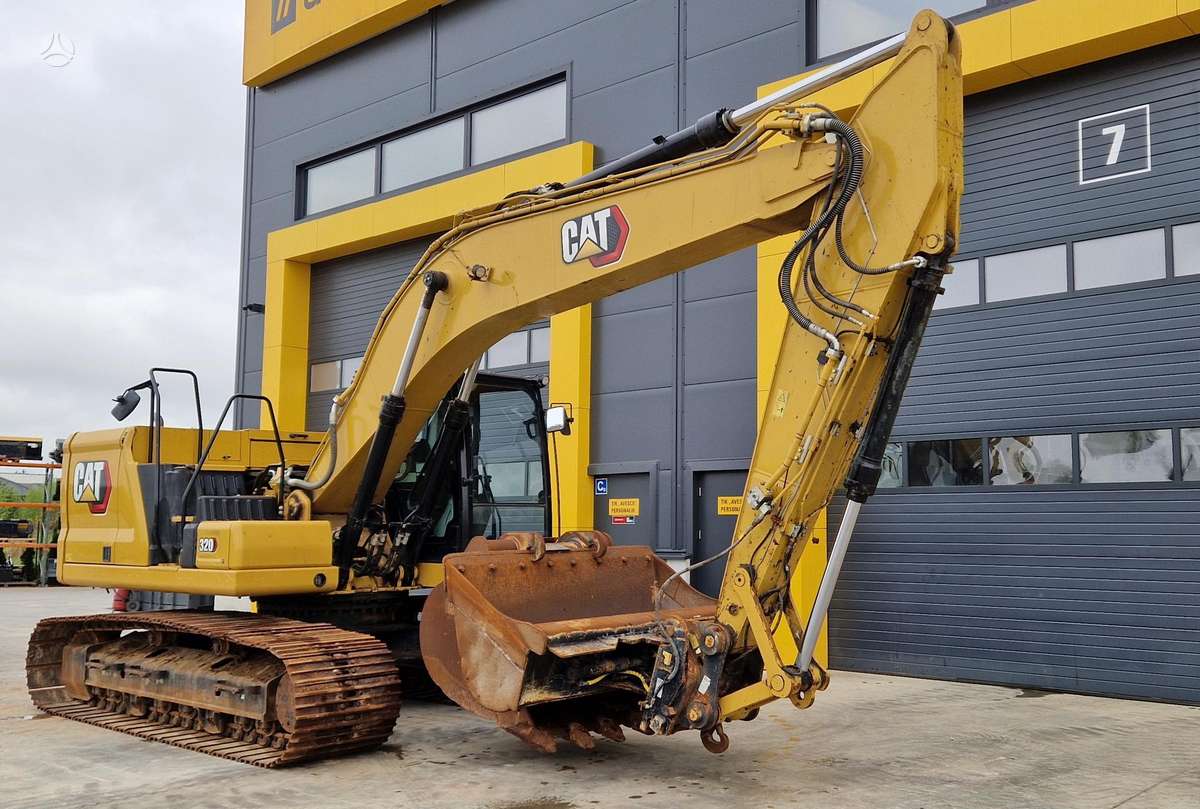 Caterpillar 320, экскаваторы