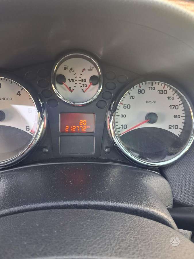 Peugeot 207, 1.6 l., hatchback
