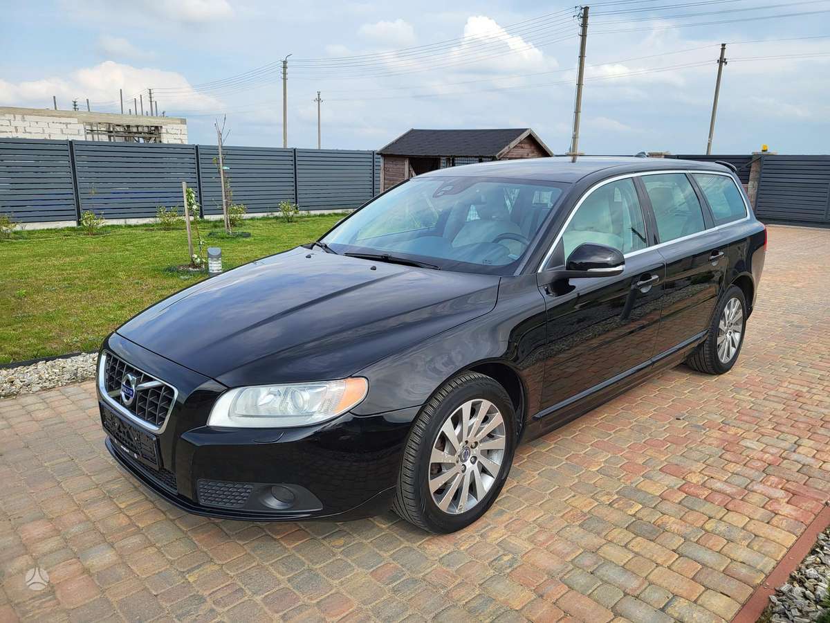 Volvo V70, 2.0 l., Универсал