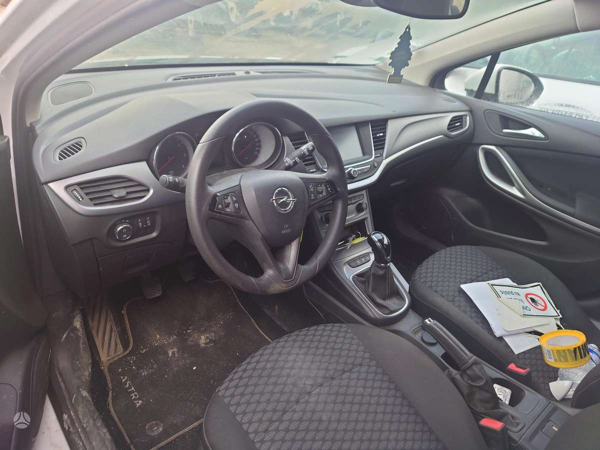 Opel Astra rezerves daļās
