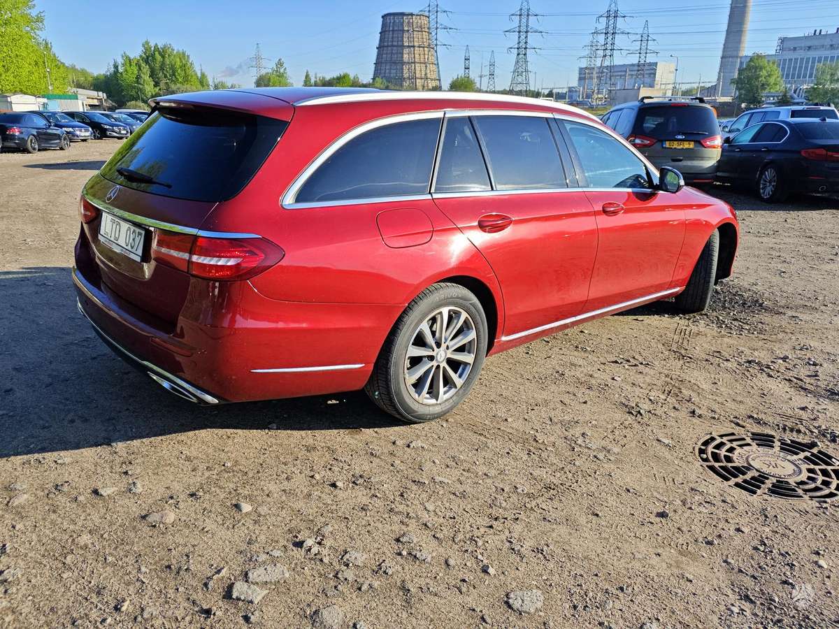 Mercedes-Benz E220, 2.0 l., Универсал