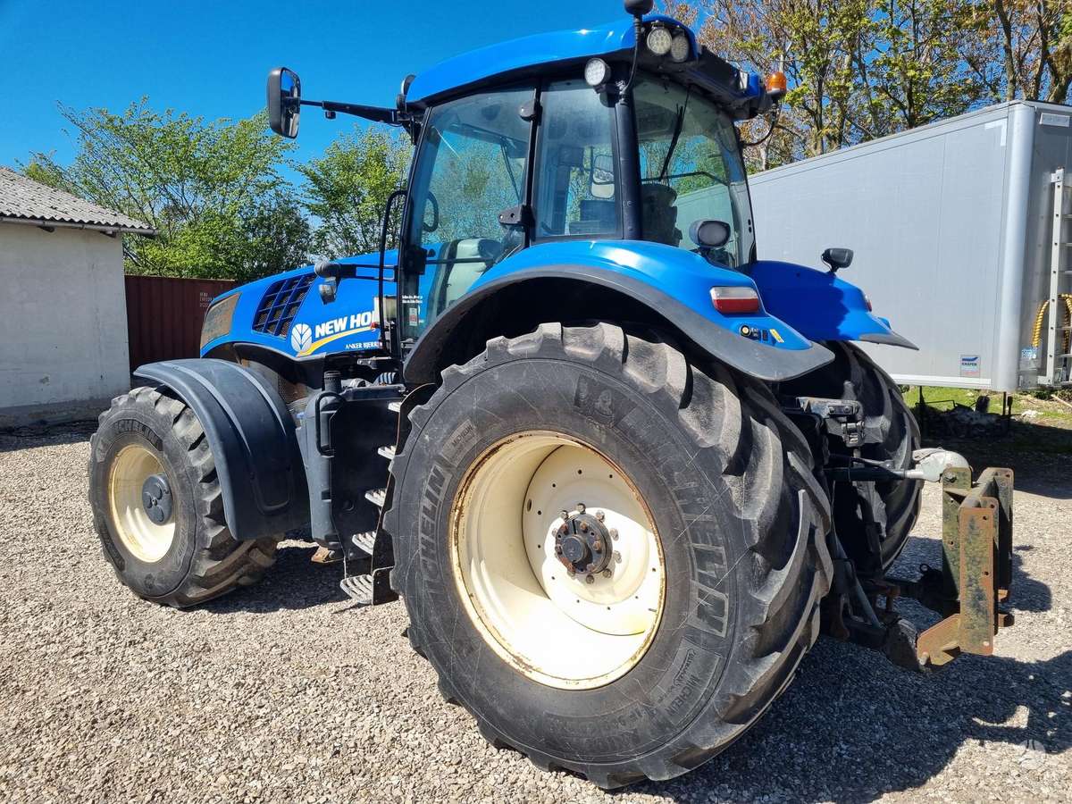New Holland T 8.390, tractors