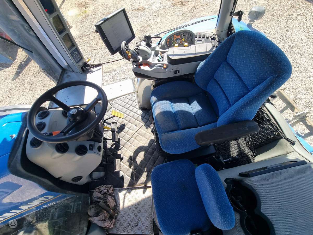 New Holland T 8.390, tractors